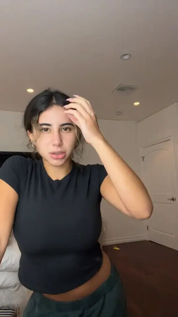 🔥 Zoe ducorsky page leaked private photo uncensored full