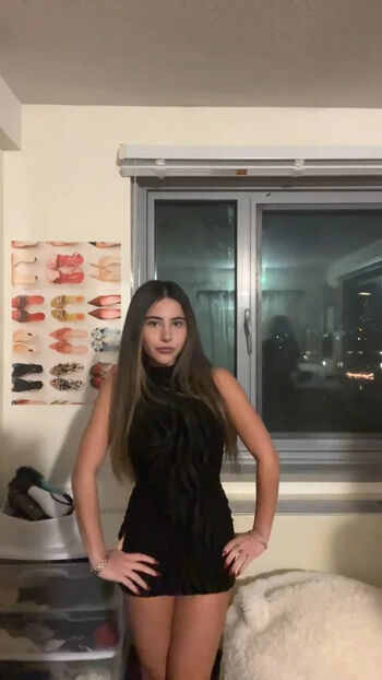 🔥 Zoe ducorsky leaked private photo uncensored full