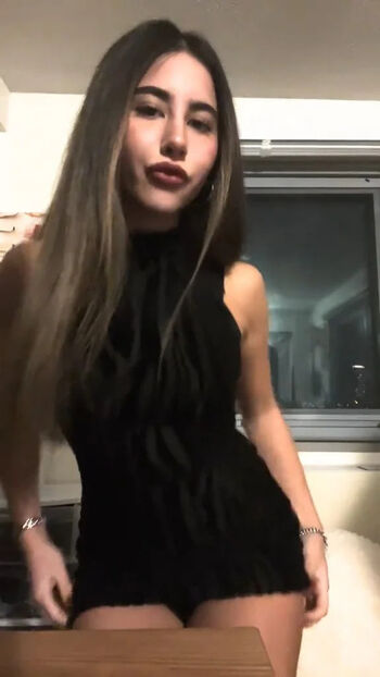 🔥 Zoe ducorsky leaked private photo uncensored full