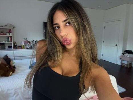 🔥 Zoe ducorsky leaked private photo uncensored full