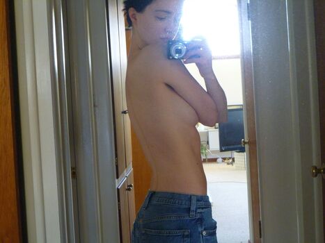 🔥 Zoeplzshutup leaked private photo uncensored full