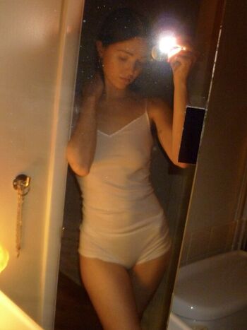 🔥 Zoeplzshutup leaked private photo uncensored full