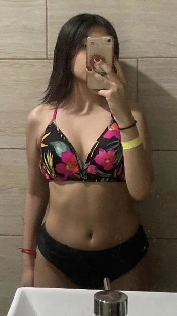 🔥 Zoerikaa leaked private photo uncensored full