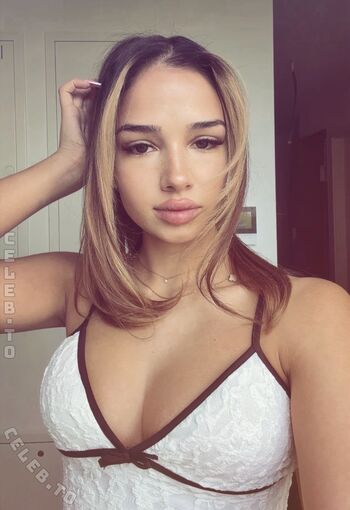 🔥 Zoesalg page leaked private photo uncensored full