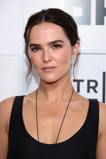 🔥 Zoey deutch page leaked private photo uncensored full