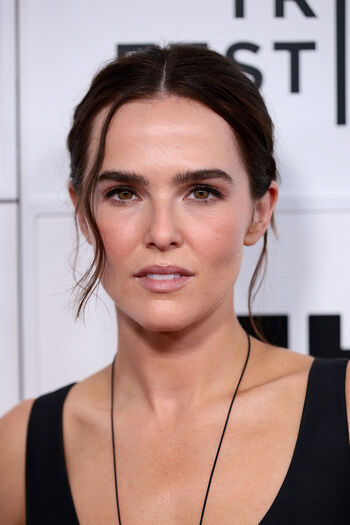 🔥 Zoey deutch page leaked private photo uncensored full