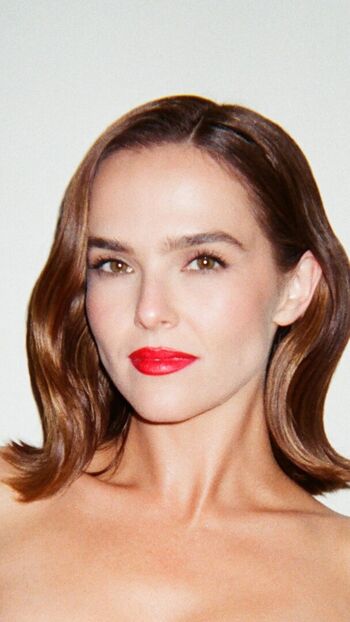 🔥 Zoey deutch page leaked private photo uncensored full