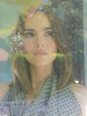 🔥 Zoey deutch page leaked private photo uncensored full